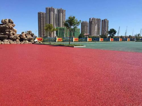 透水地坪施工前面层应该如何处理